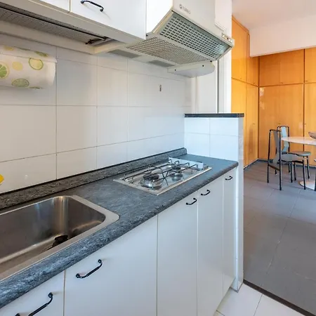 Joivy Cosy Flat With Terrace Near Castle Διαμέρισμα
