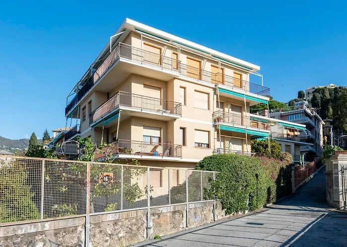 Joivy Cosy Flat With Terrace Near Castle * Rapallo