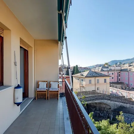 Joivy Cosy Flat With Terrace Near Castle Appartement Rapallo