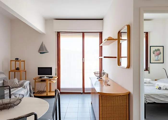 Joivy Cosy Flat With Terrace Near Castle *