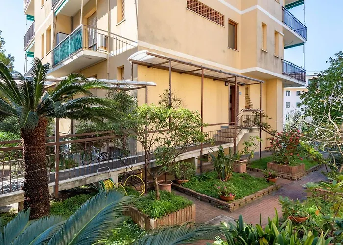 Joivy Cosy Flat With Terrace Near Castle Apartman Rapallo